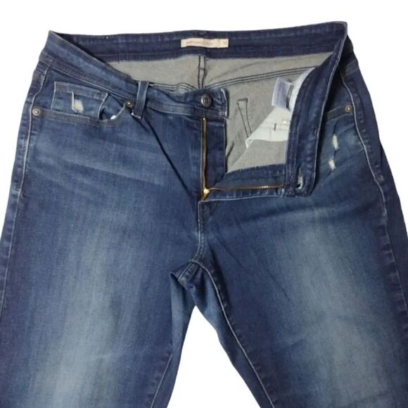 Levi's 529 Midrise Distressed Curvy Bootcut Jeans Size 33 - Picture 11 of 16